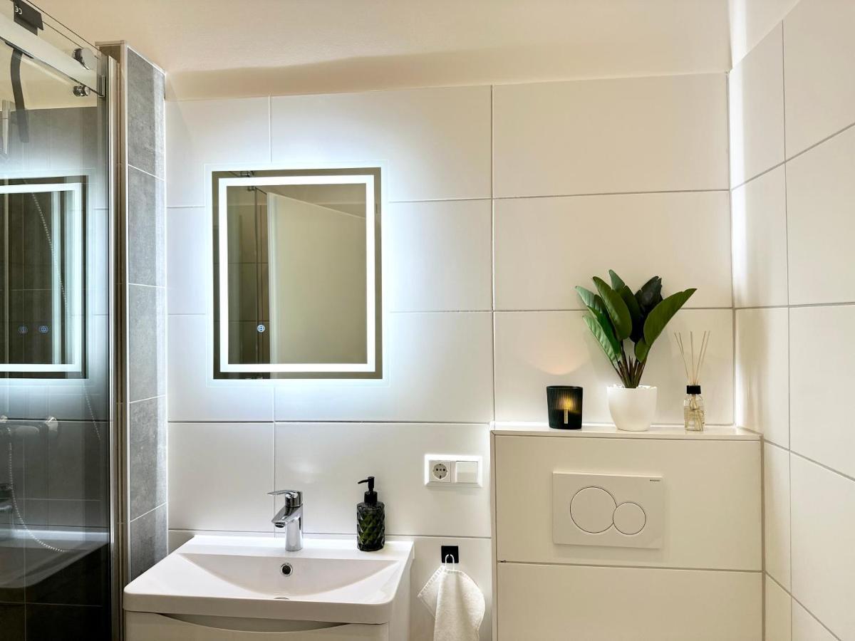 Mystay: Zentral I Design I Prime I Gaeste Wc Heidelberg Exteriér fotografie